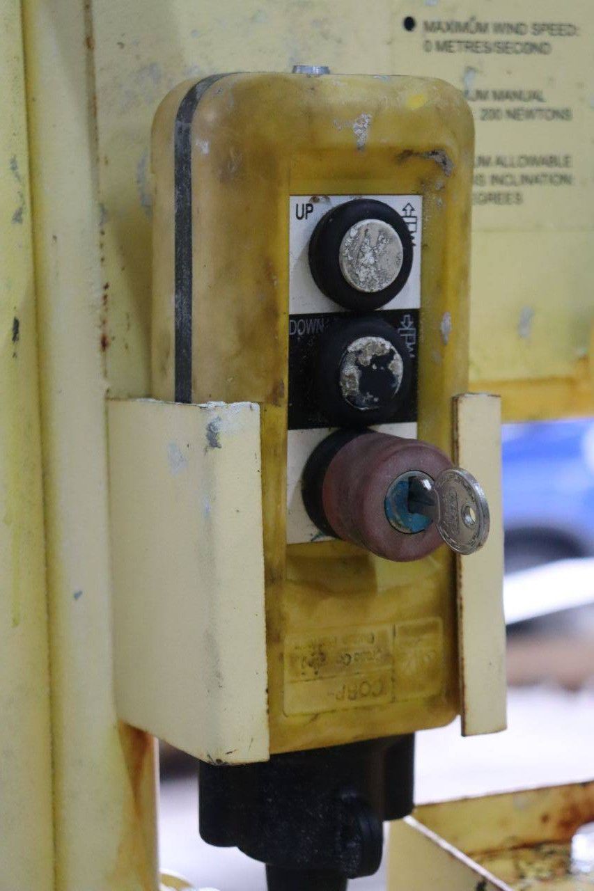 Boss X3X 5,20 m elektrische Scherenbühne 2019