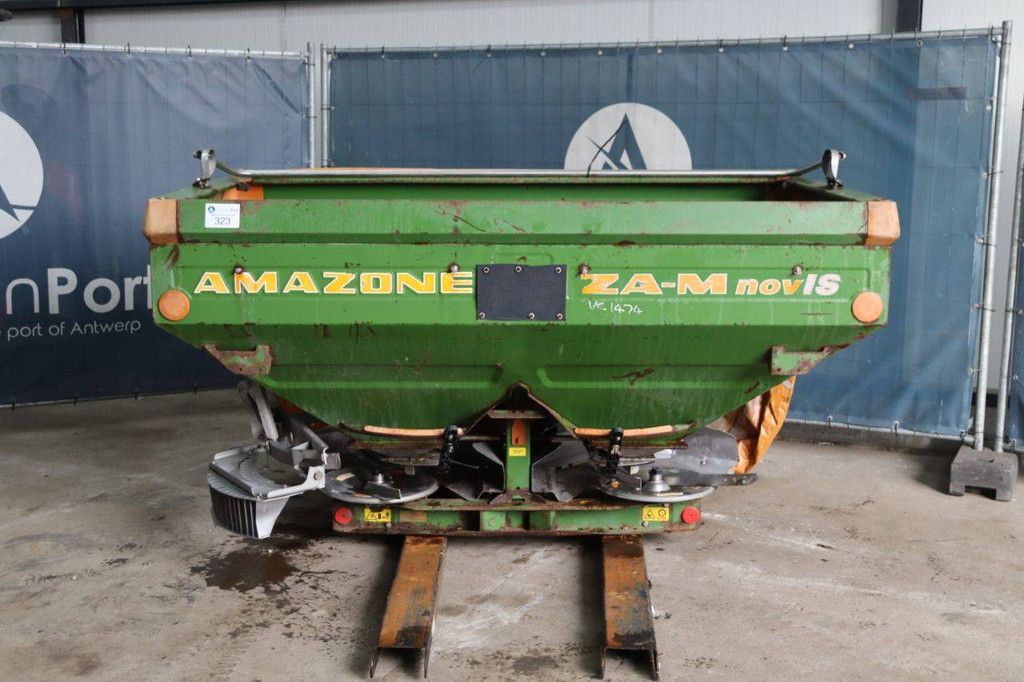 Fertilizer spreader Amazone ZA-M Novis