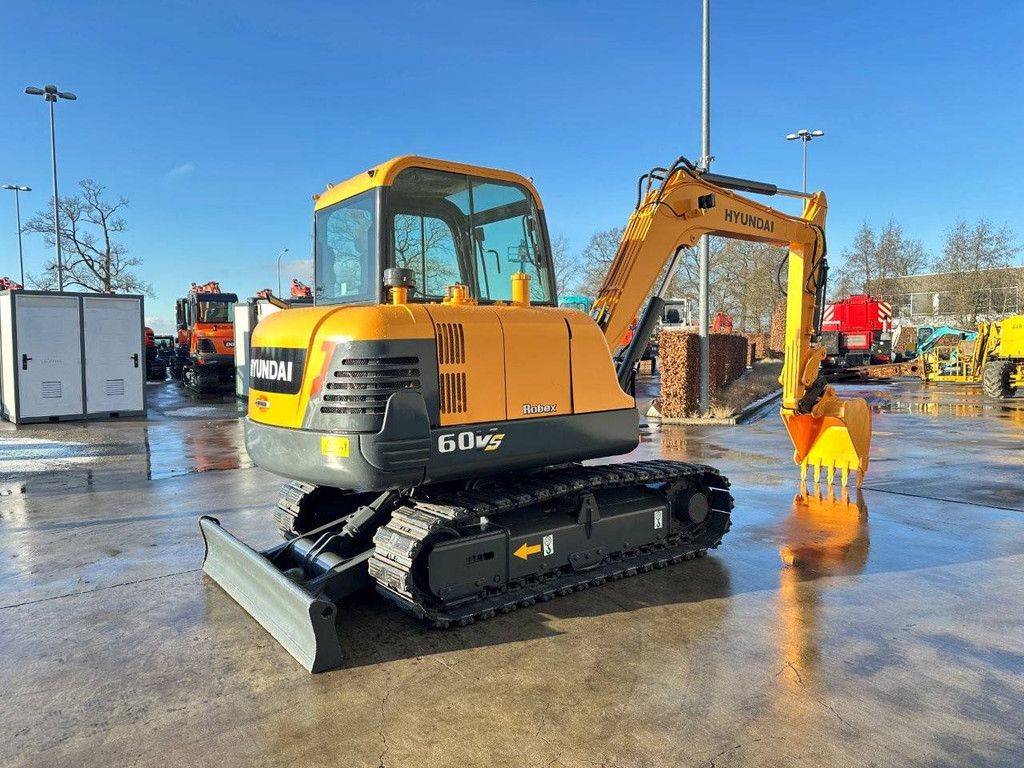 Raupenbagger Hyundai R60VS Diesel 2020
