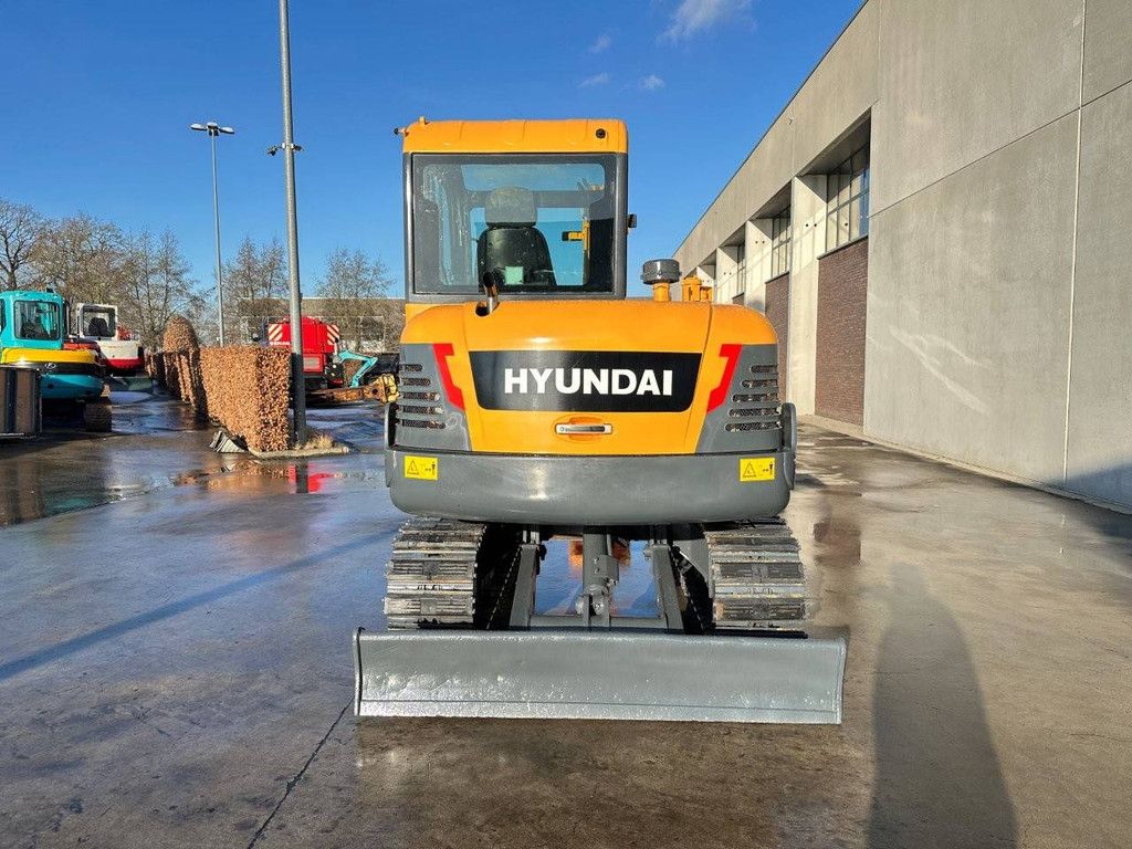 Raupenbagger Hyundai R60VS Diesel 2020