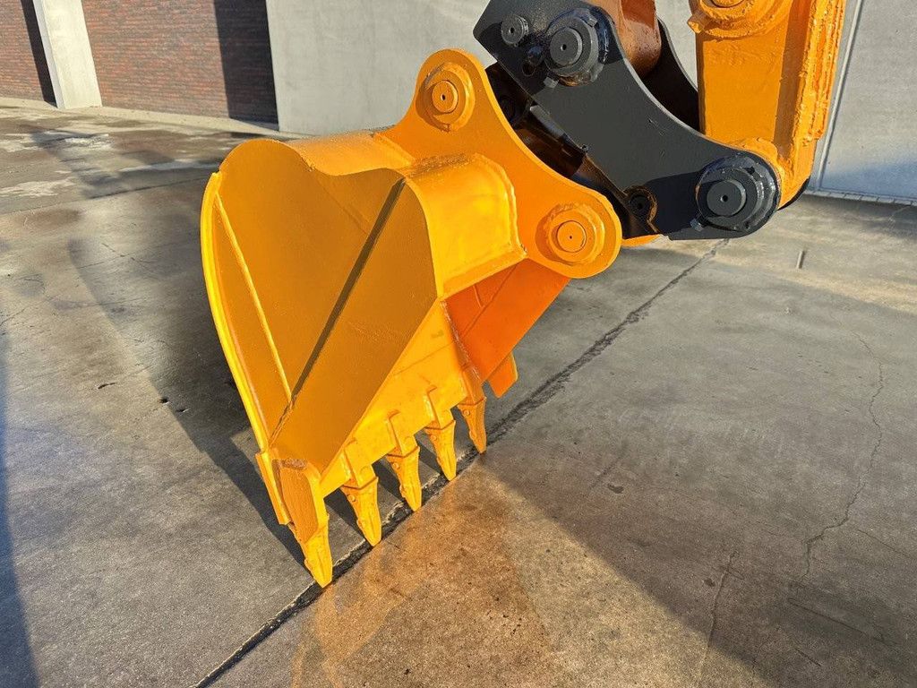 Raupenbagger Hyundai R60VS Diesel 2020