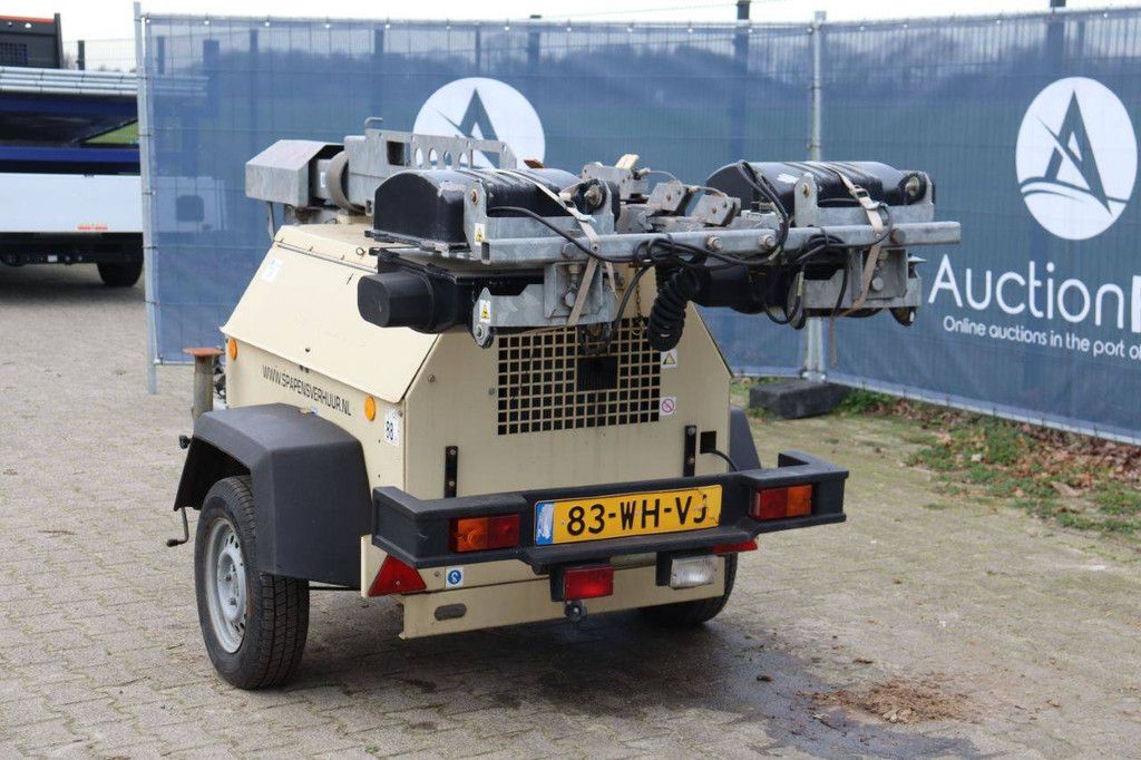 Lichtmast Doosan LT6K Diesel 8.8kVA 2011