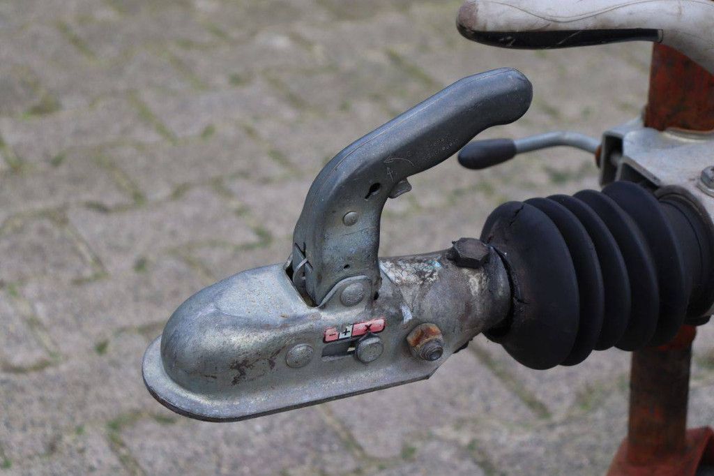 Lichtmast Doosan LT6K Diesel 8.8kVA 2011