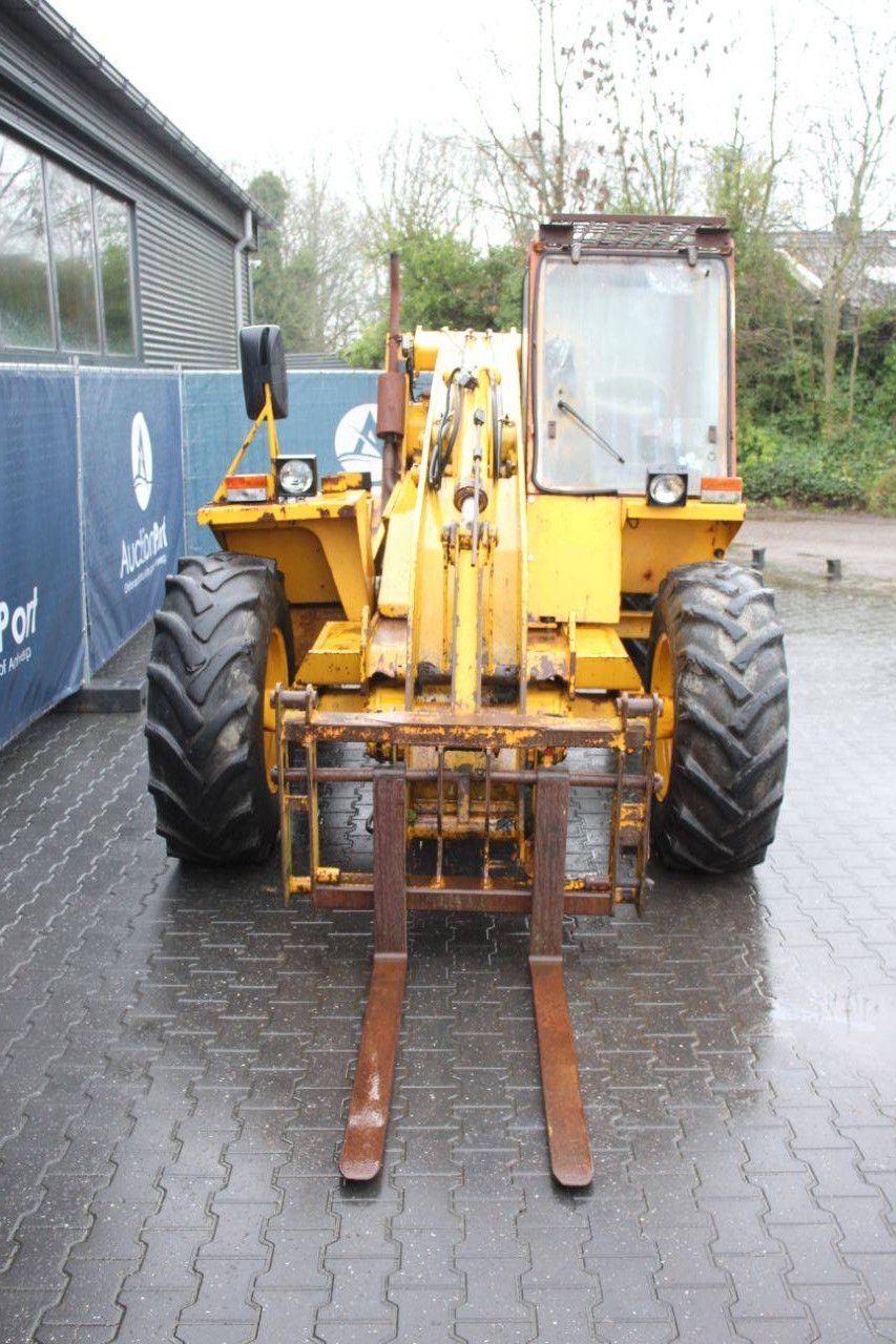 JCB Loadall 520M-2 Diesel Telehandler 2000kg 5m