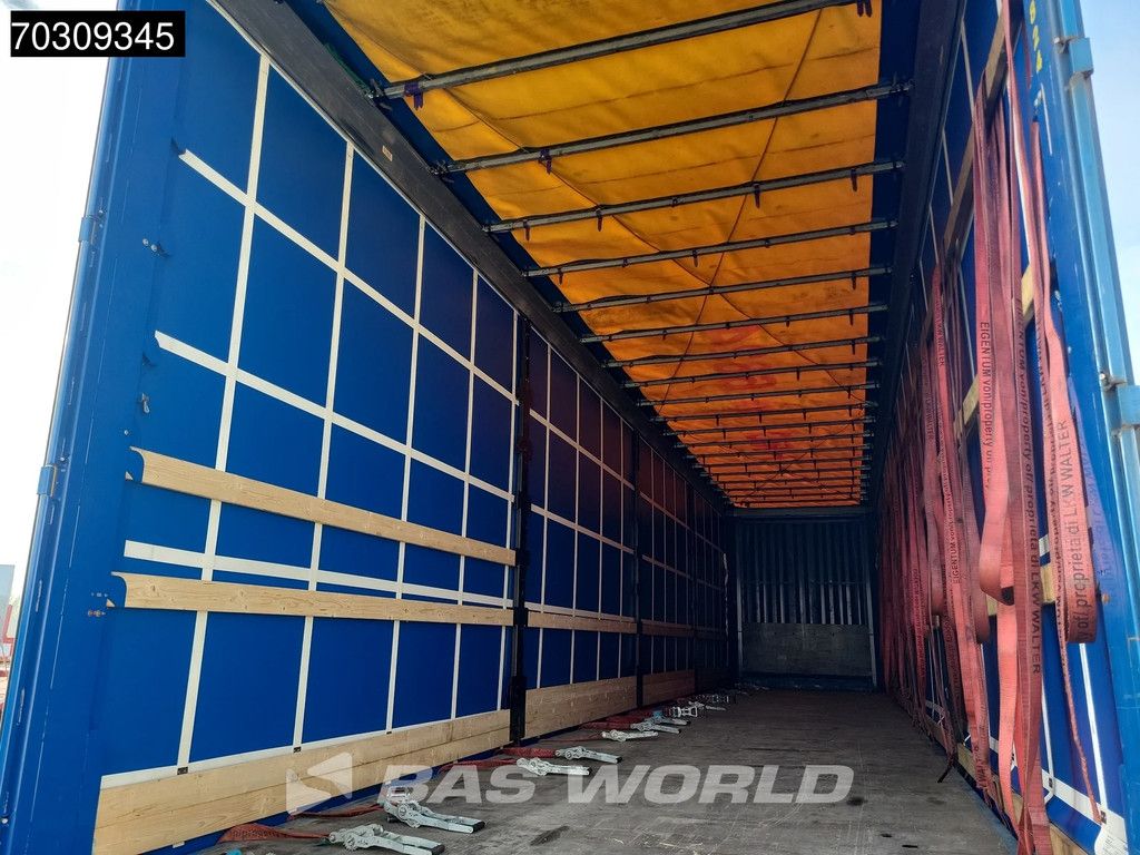 Krone SD MEGA Sliding Roof