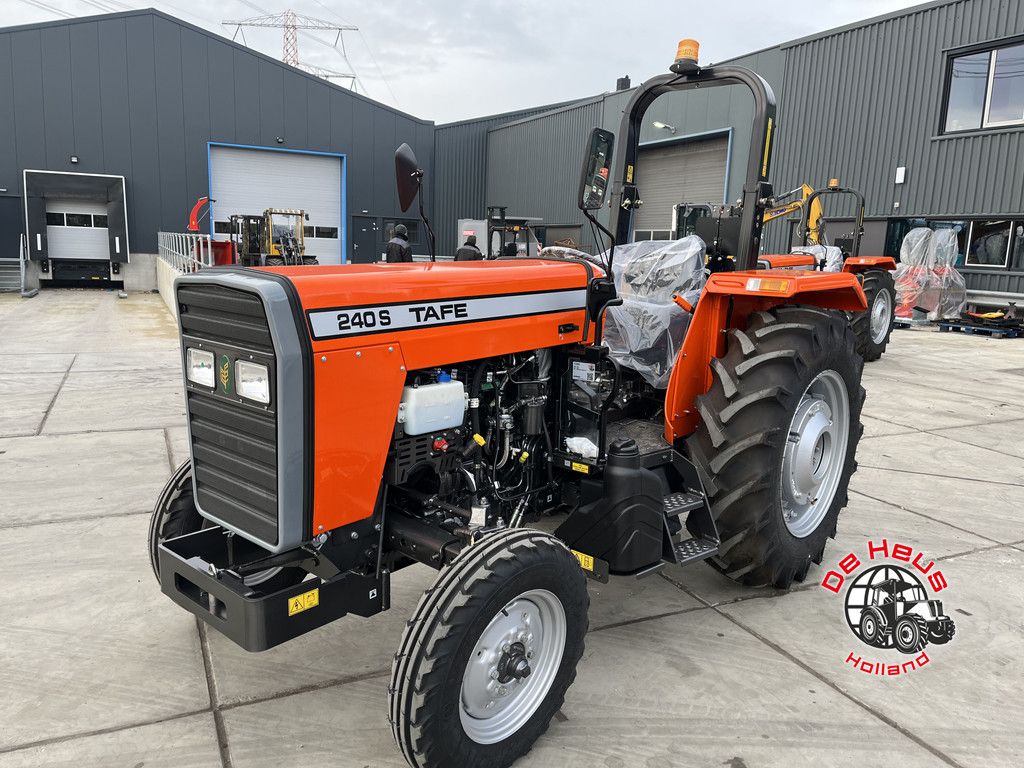 Tafe 240S