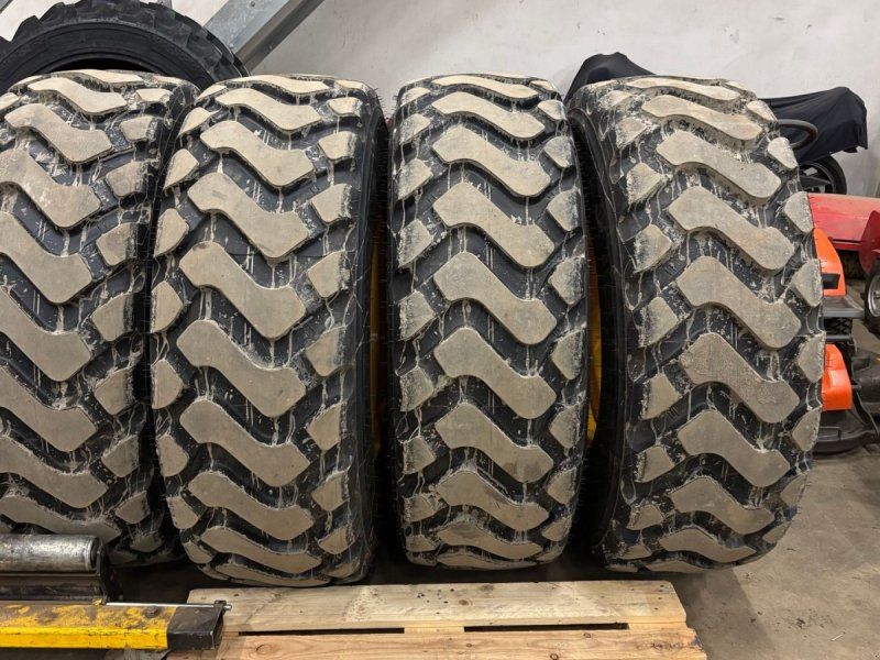 Volvo L 45 H Komplet hjul.