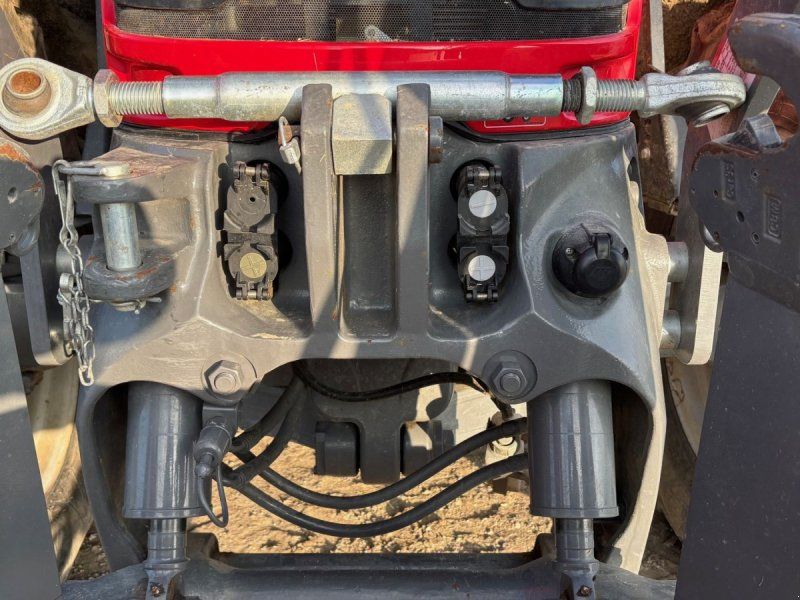 Massey Ferguson 6715S