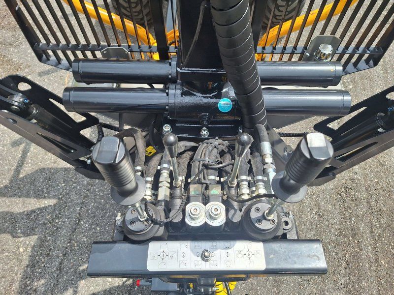 Country C720/T110D 4 WD Reibrollenantrieb Neuwertig