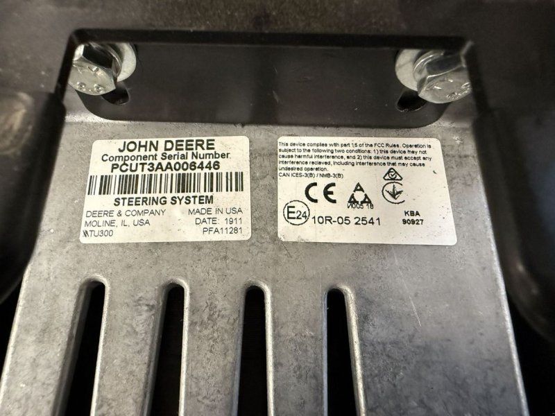 John Deere Autotrac Universal 300