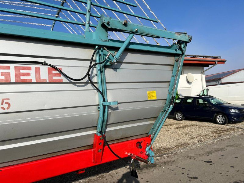 Mengele Garant 435 mit neuen 19-er Breitreifen und guter Ausstattung