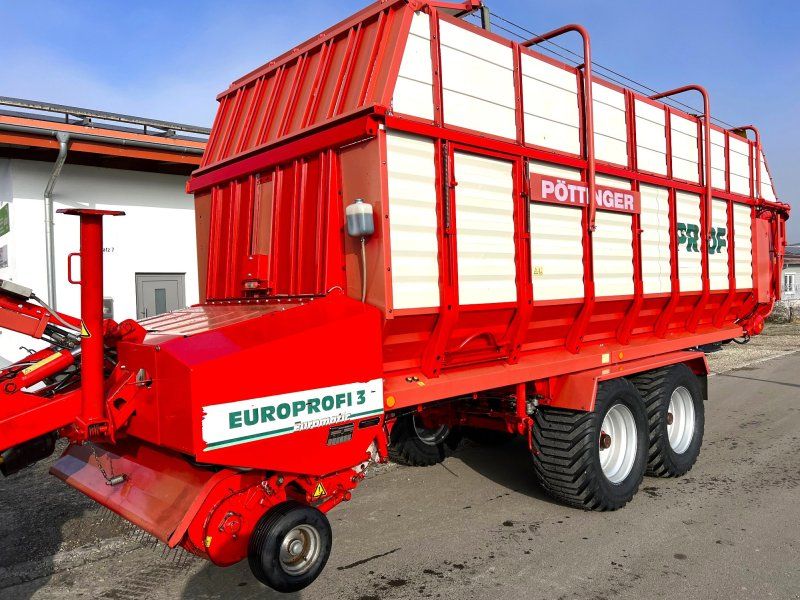 Pöttinger Europrofi 3 D mit neuer 22,5-Zoll-Bereifung und 16-Tonnen zul GG
