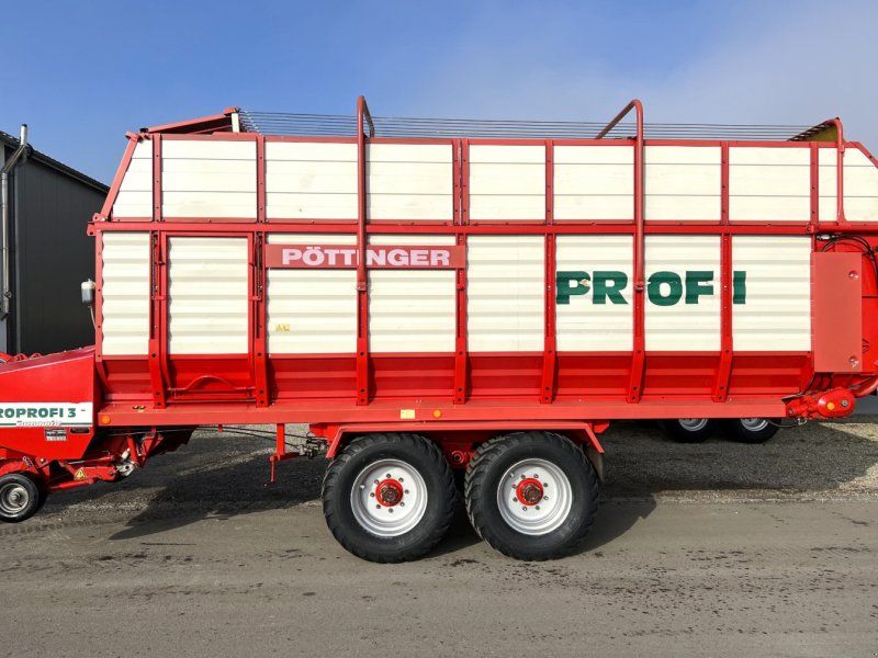 Pöttinger Europrofi 3 D mit neuer 22,5-Zoll-Bereifung und 16-Tonnen zul GG