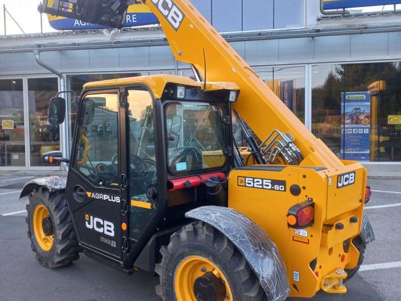 JCB AgriPlus 525-60