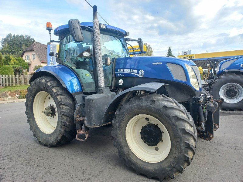 New Holland T7.270 Auto Command BluePower