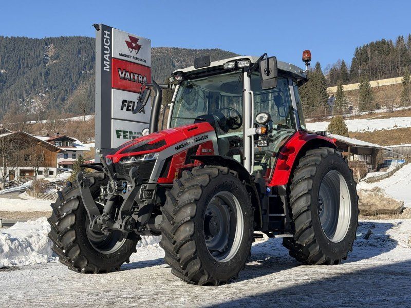 Massey Ferguson 5S.115 Dyna-4 Efficient
