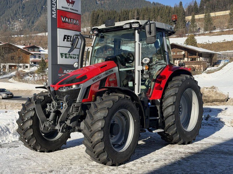 Massey Ferguson 5S.115 Dyna-4 Efficient