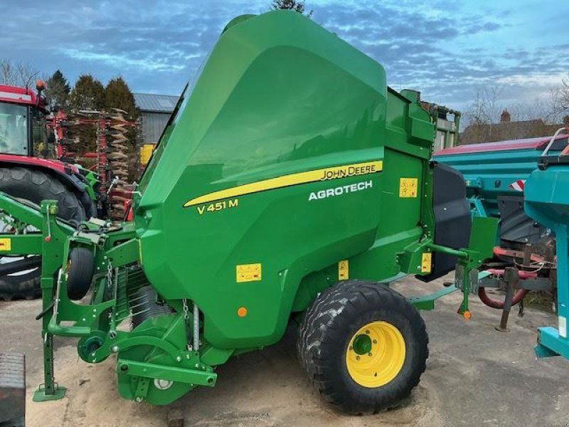 John Deere 410