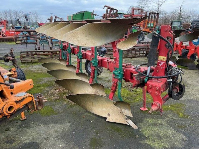 Kverneland CHARRUE