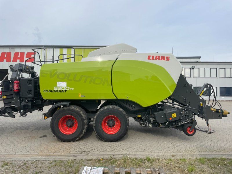 Claas Quadrant 5300 FC T+ST