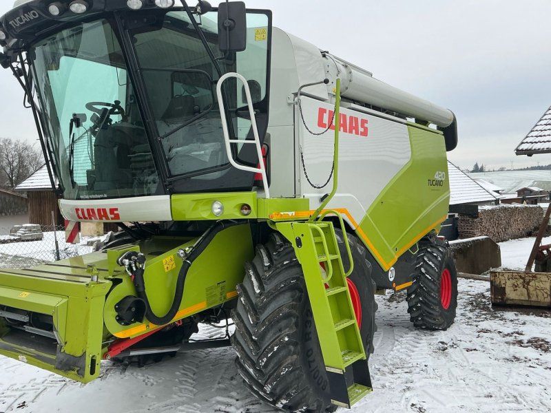 Claas Tucano 420 + V540 (Raps) + Transportwagen