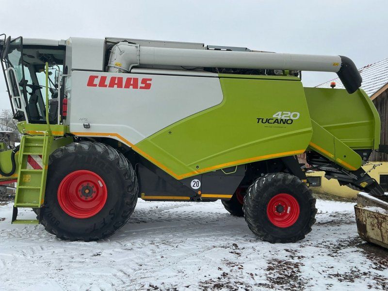 Claas Tucano 420 + V540 (Raps) + Transportwagen