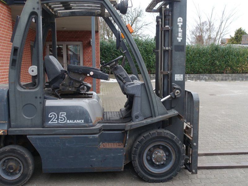 Nissan Atlet Y1D2A25T  // 2500 kg. Diesel // Kun 1275 timer