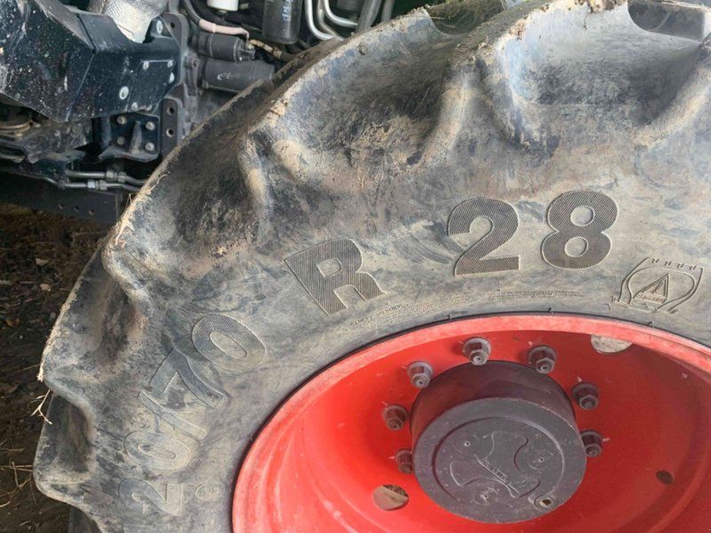 Claas ARION 530 T4I CIS