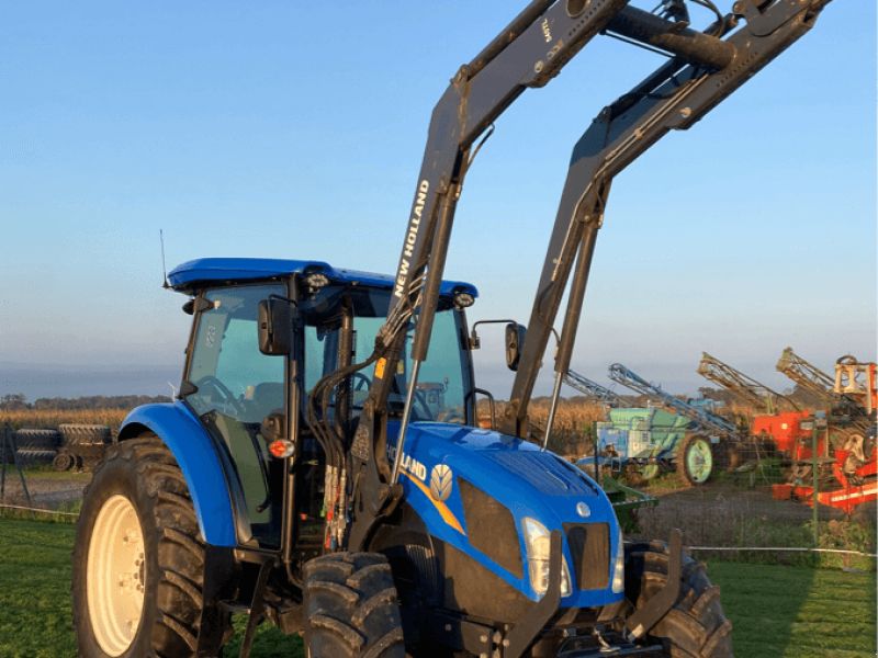 New Holland TD5.105