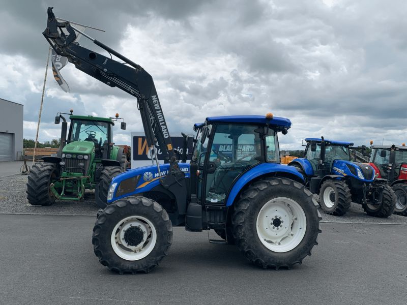 New Holland TD5.105
