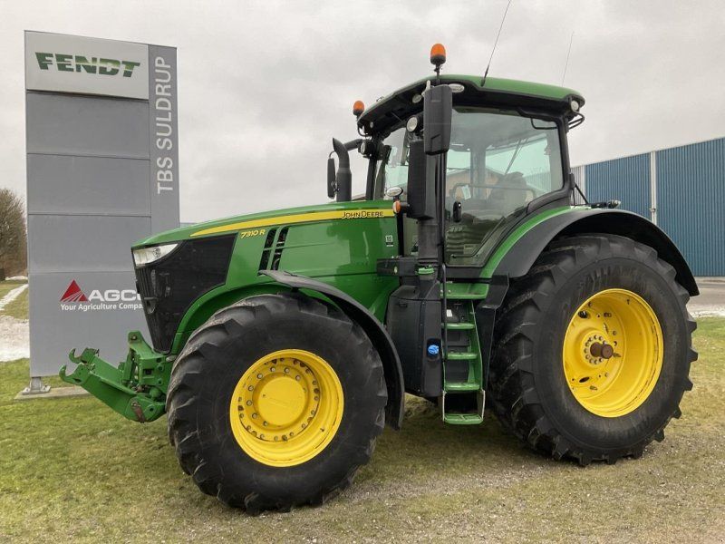 John Deere 7310R
