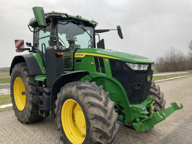 John Deere 7R 310