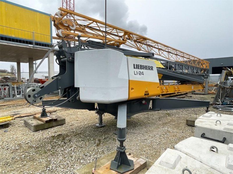 Liebherr L1-24