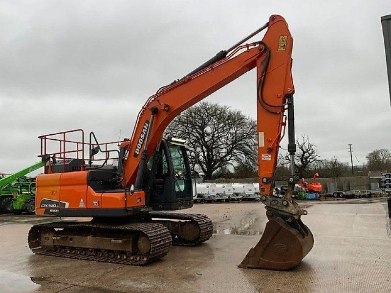 Doosan DX140 LC