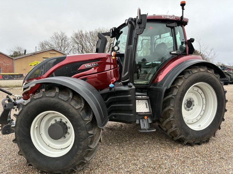 Valtra T 235 DIREKT