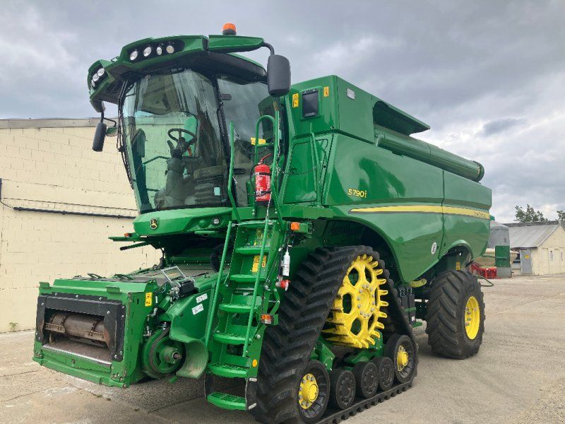John Deere S790