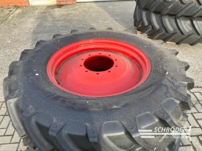 Fendt 2X 460/85R34 + 2X 520/85R46 CEAT | NEU