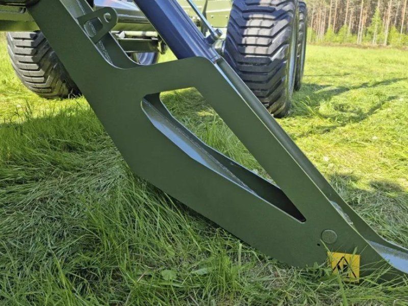 Farma CT 8,0-14 X-CEL Rückewagen mit Druckluftbremse