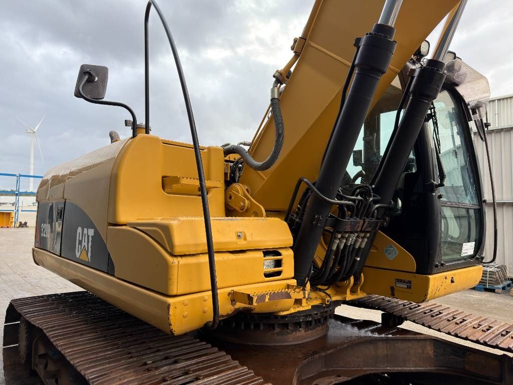 CAT 320D L