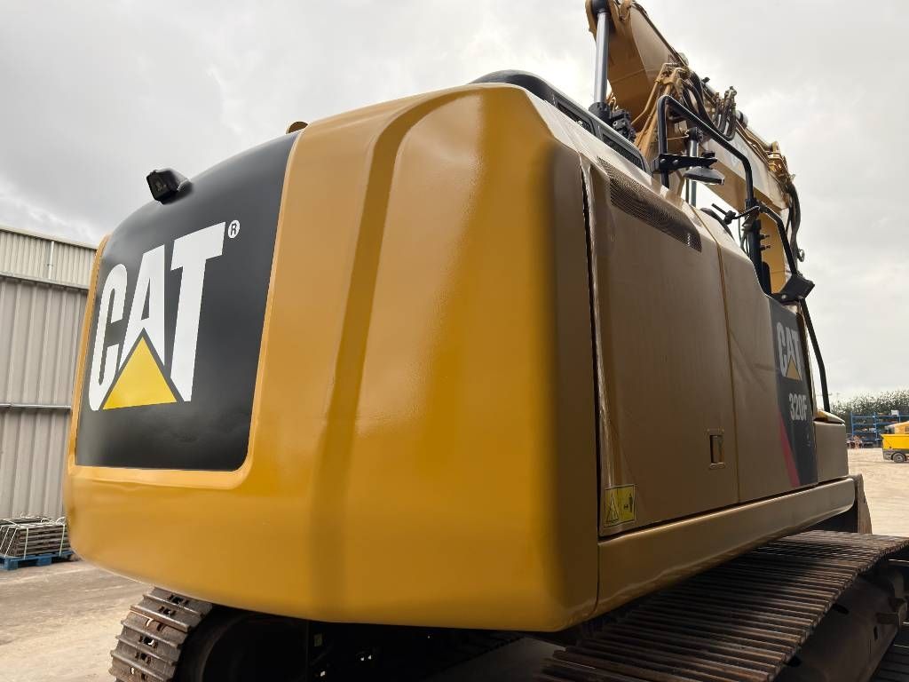 CAT 320FL VA