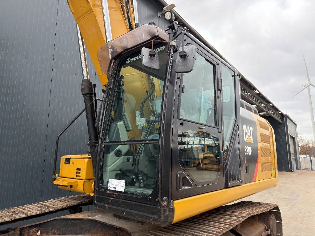 CAT 320FL VA