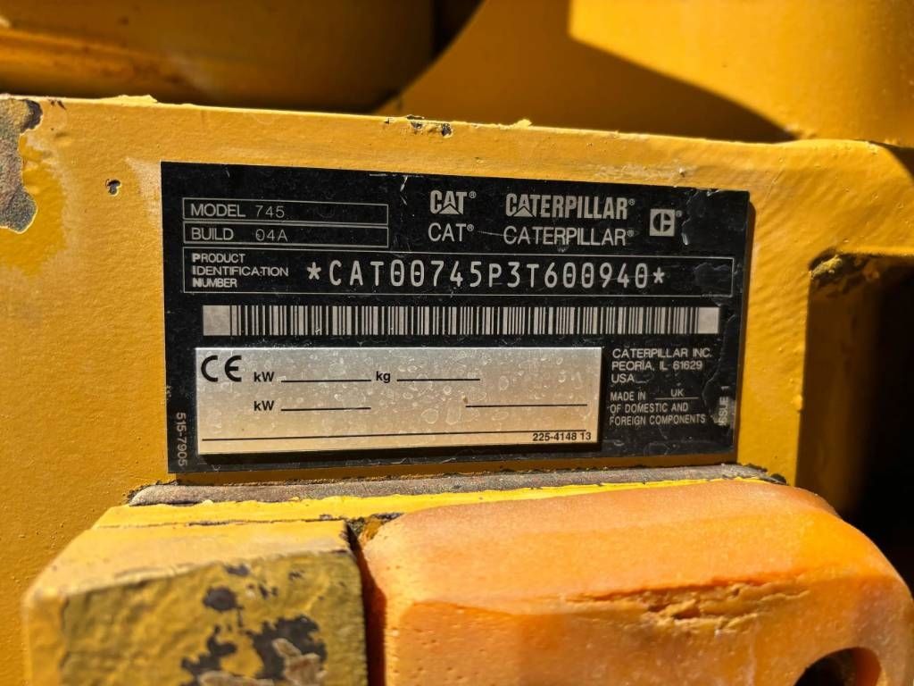CAT 745 04A