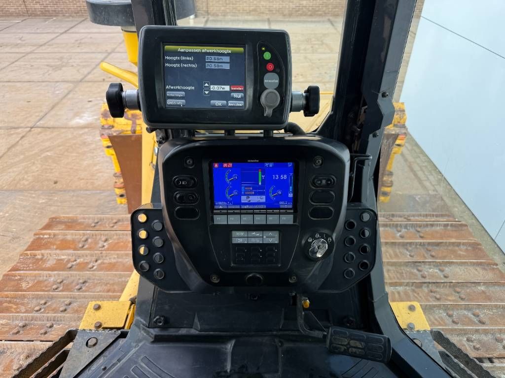 Komatsu D61PXi-24 - GPS System / Folding Blade