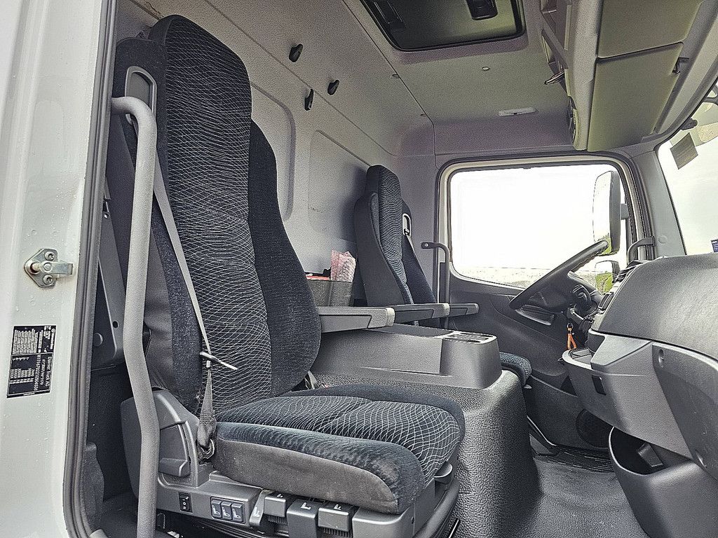 MERCEDES-BENZ ATEGO 818 alcoa's lift box 6.2