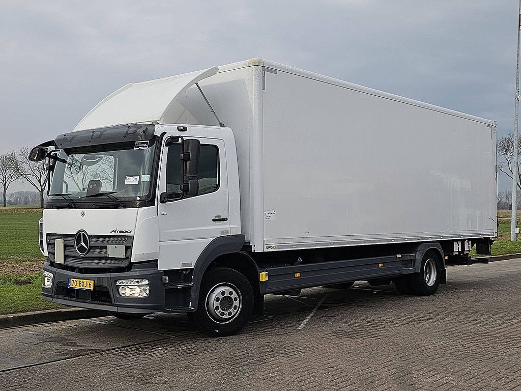 MERCEDES-BENZ ATEGO 1324 airco taillift