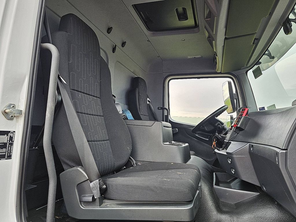 MERCEDES-BENZ ATEGO 1324 airco taillift