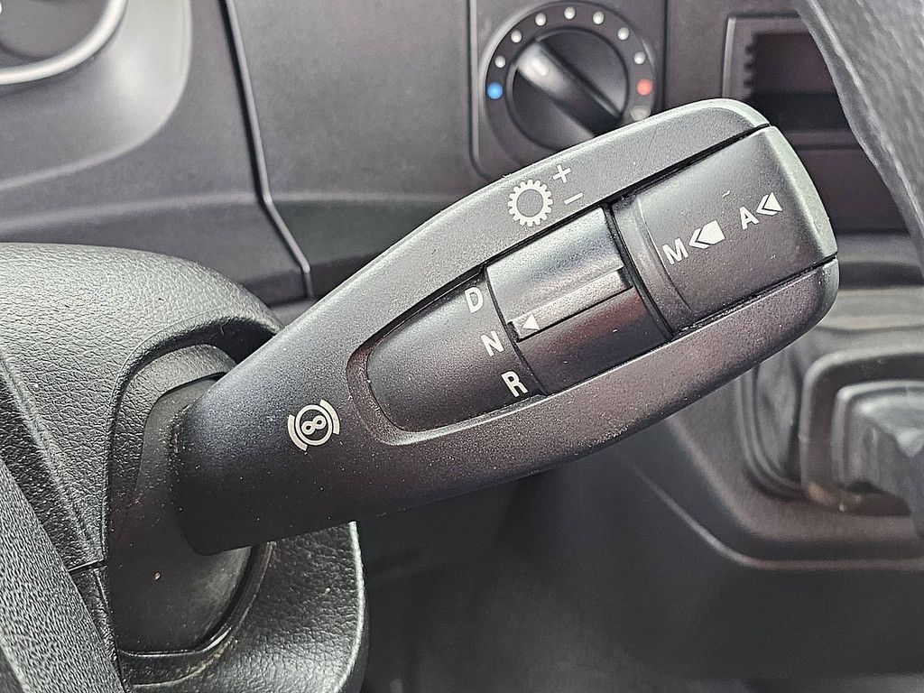 MERCEDES-BENZ ATEGO 1324 airco taillift