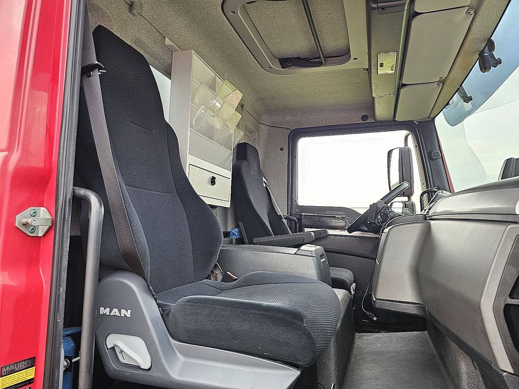 M.A.N. 10.180 TGL wb355 airco bdf+box