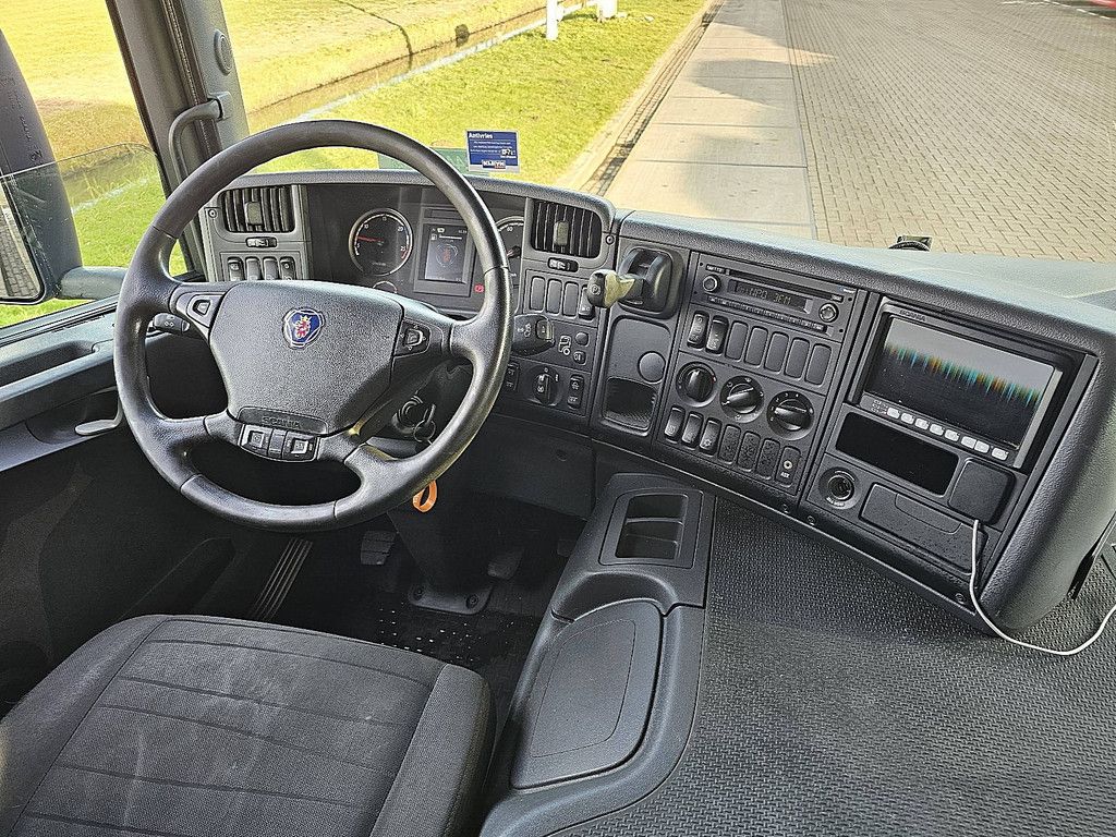 SCANIA P280 p280 6x2*4 lift