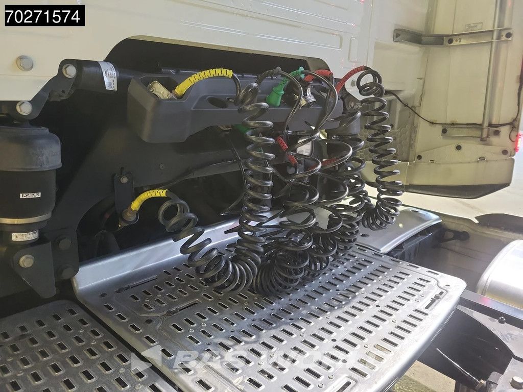 DAF XG+ 530 4X2 Retarder 2x Tanks Standklima Leather Alcoa's